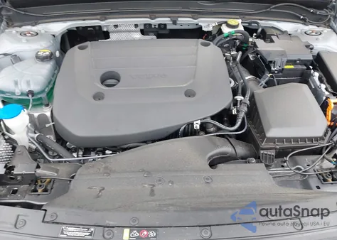 2025 Volvo Xc40 B5 Ultra Dark Theme из США, поврежденный, VIN YV4L12UM4S2481426